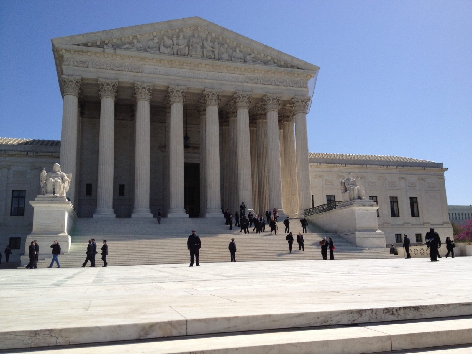 Photo Gallery: SCOTUS Arguments Day Two | Galen Institute